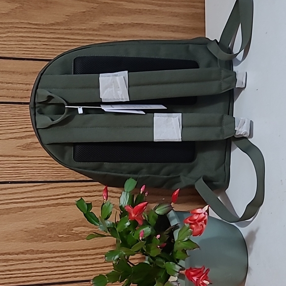 COPY - Lacoste backpack - Picture 3 of 4